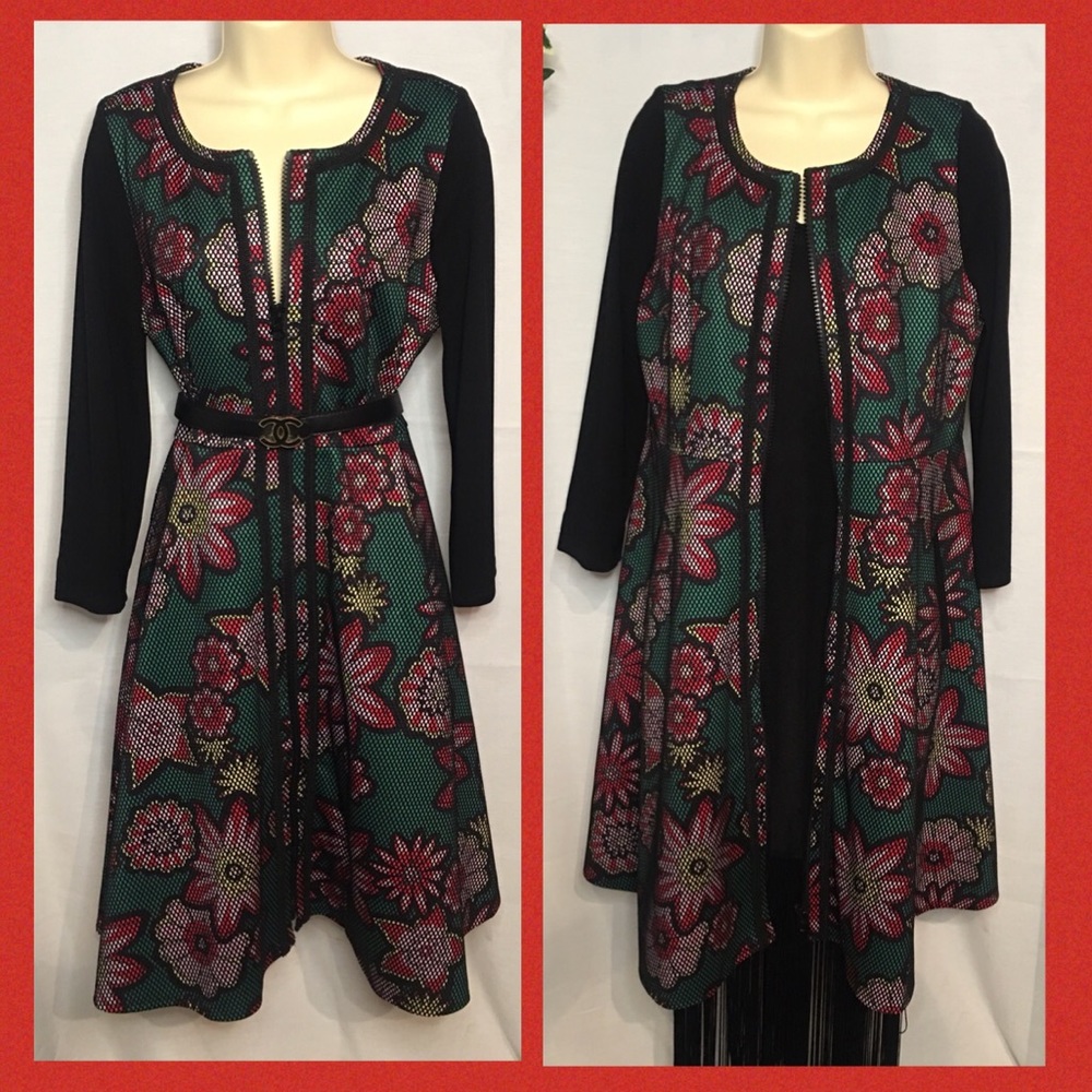Johnston & Bell. Dress/coat. Gorgeous floral and mesh detail. Size 14 - Picture 12 of 16